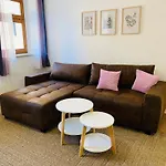 Am Schloss Wolkenstein, 75m2, 2br, Babybett *